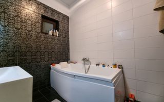 VANZARE- 9- CAMERE (S+P)- VILA -COTROCENI - Poză 29