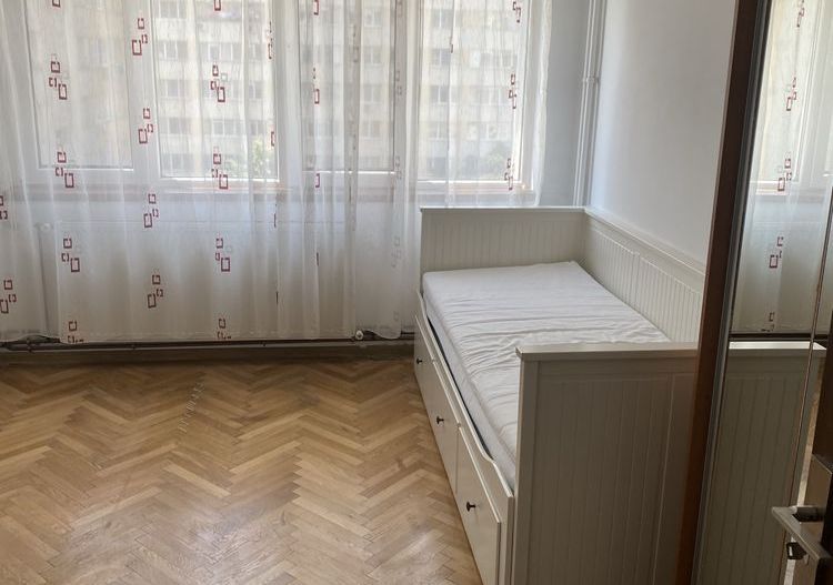 Închiriez Apartament cu 3 camere, centrala proprie, prima închiriere, lângă Obor - Poză 8