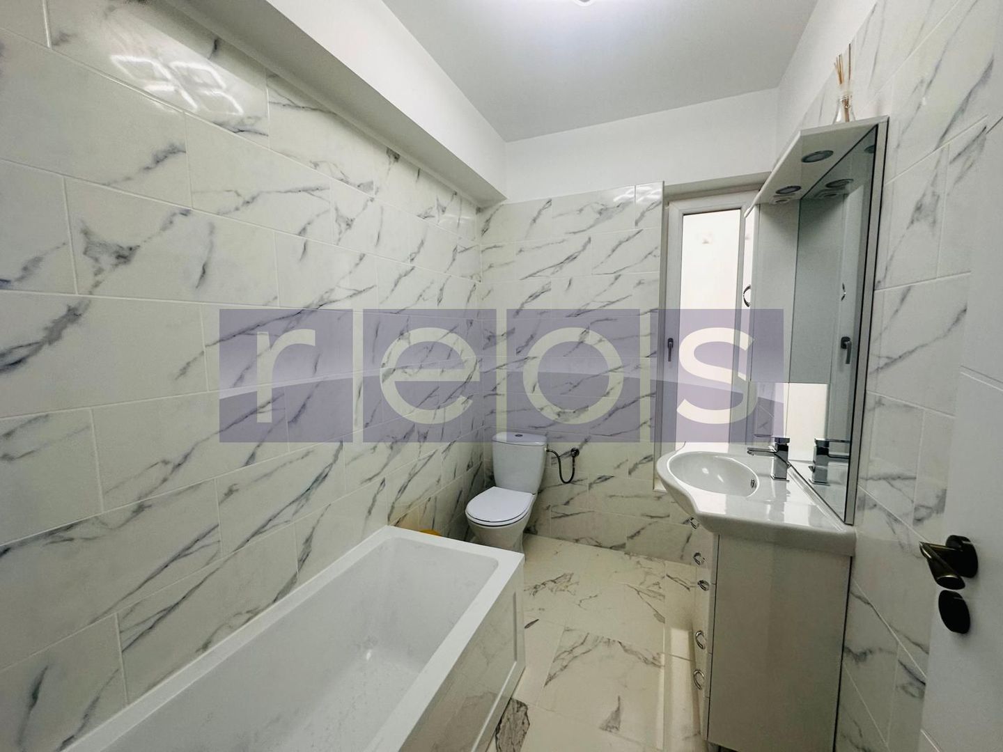 VILA DE VANZAR | BUFTEA | 4 CAMERE - Poză 11