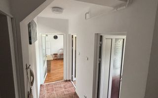 Apartament 2 camere, mansardă, Mircea cel Bătrân, Alexandru cel Bun - Poză 1