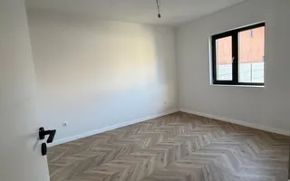 Casa de vânzare în Domnești, strada Ciutaci 5 camere - Poză 17