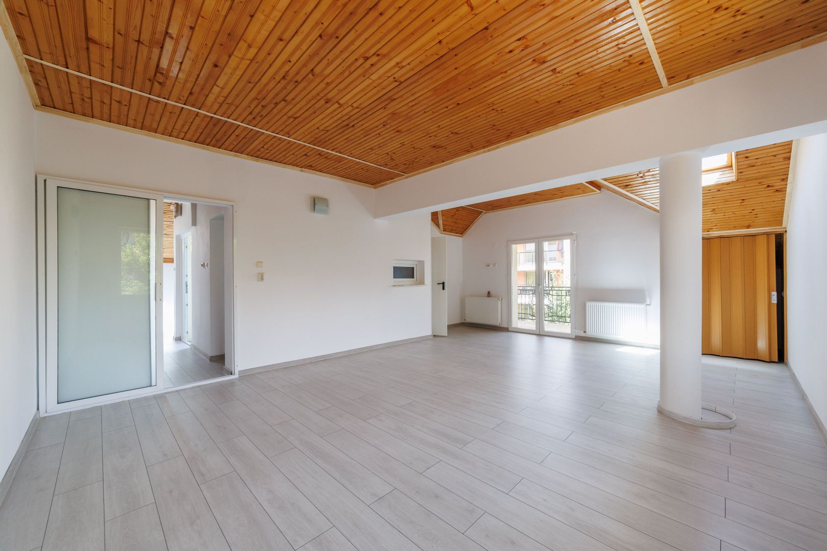 Proprietate multifunctionala | Doua cladiri | 581 mp | Pitesti - Poză 9