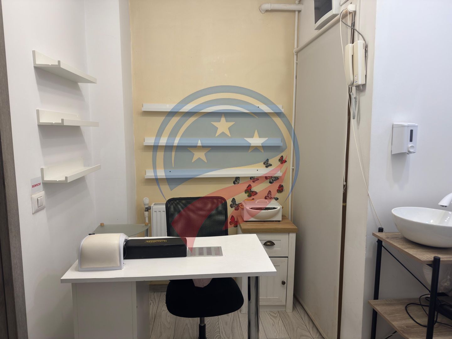 Salon de închiriat – complet utilat și autorizat DSP - Poză 4