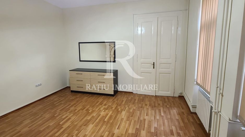 Apartament cu 2 camere | Etajul 1 | Pietonala | Ultracentral | Oradea - Poză 7