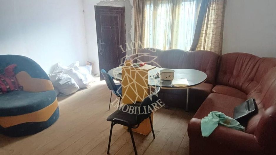 Apartament 5 camere cu teren 266 mp, nivel parter - zona Eroilor - Poză 2