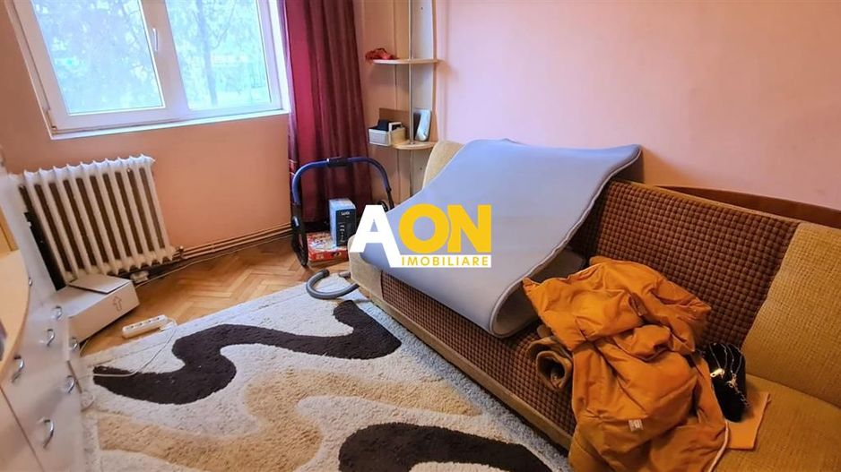 Apartament cu 4 Camere, Etaj 1, Zona Cetate - Poză 5