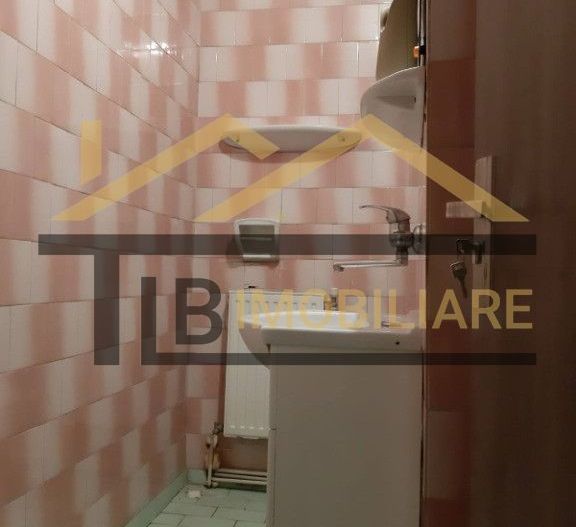 Apartament cu 3 camere, 84mp, Zona Central - Poză 5