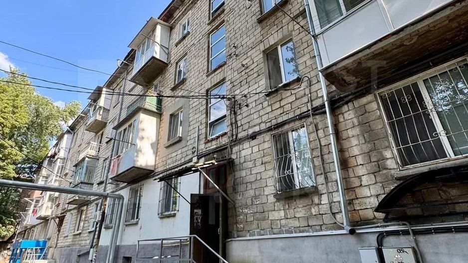 Vânzare, apartament, 3 camere, str. Ștefan Cel Mare Și Sfânt, Bălți - Poză 1