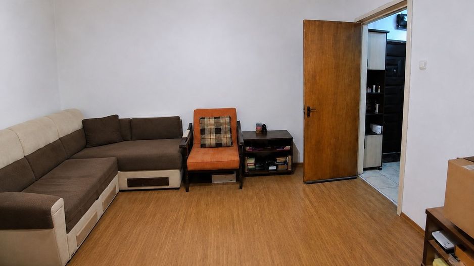 Apartament 2 camere de vanzare Drumul Taberei - Poză 4