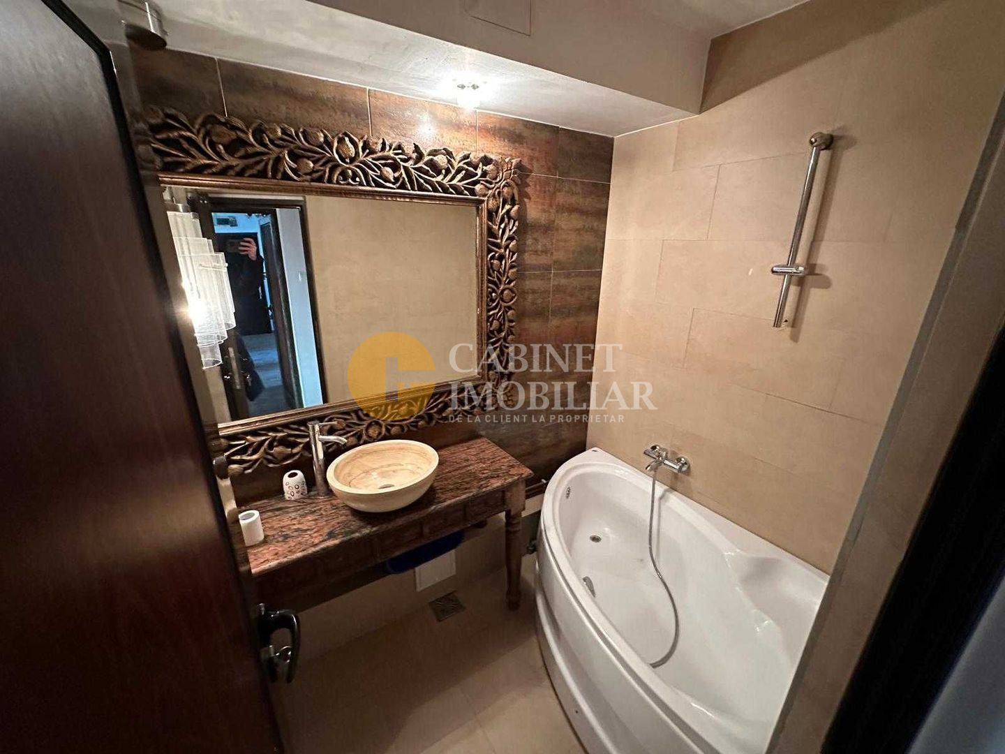 APARTAMENT 4 CAMERE | 100 MP | ETAJ 7 | ZONĂ ULTRACENTRALĂ - Poză 3