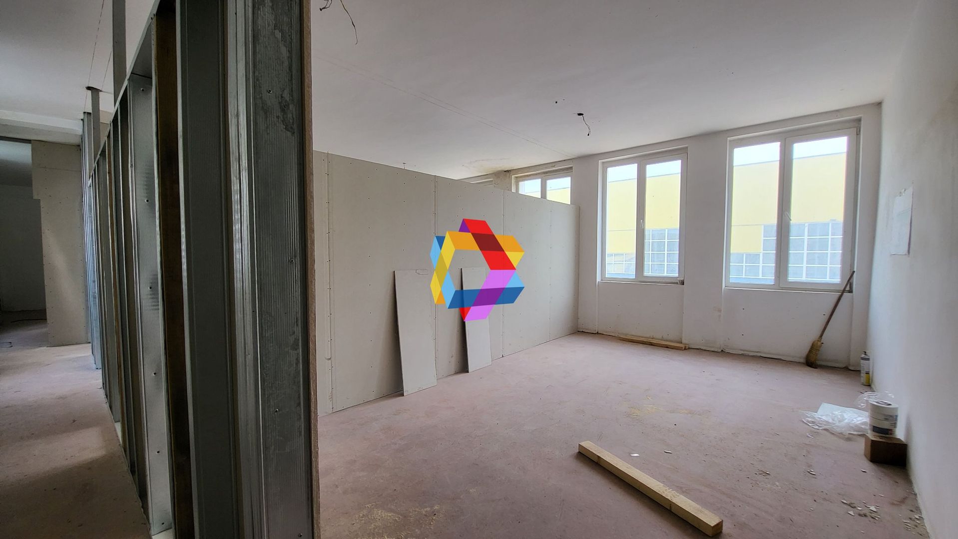 Spatiu generos - 750 mp #plus-imo.ro - Poză 1