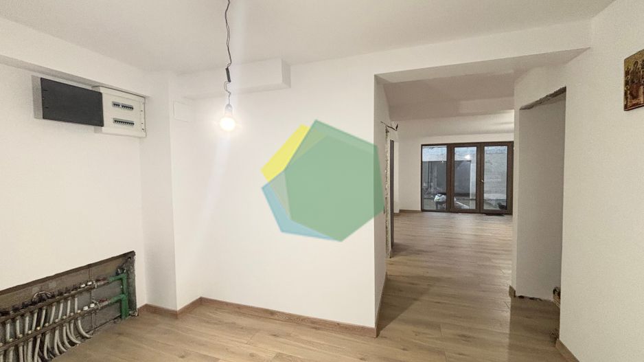 JILAVA | CASĂ IMPRESIONANTĂ 256 MP UTILI + CORP SECUNDAR INDEPENDENT - Poză 3