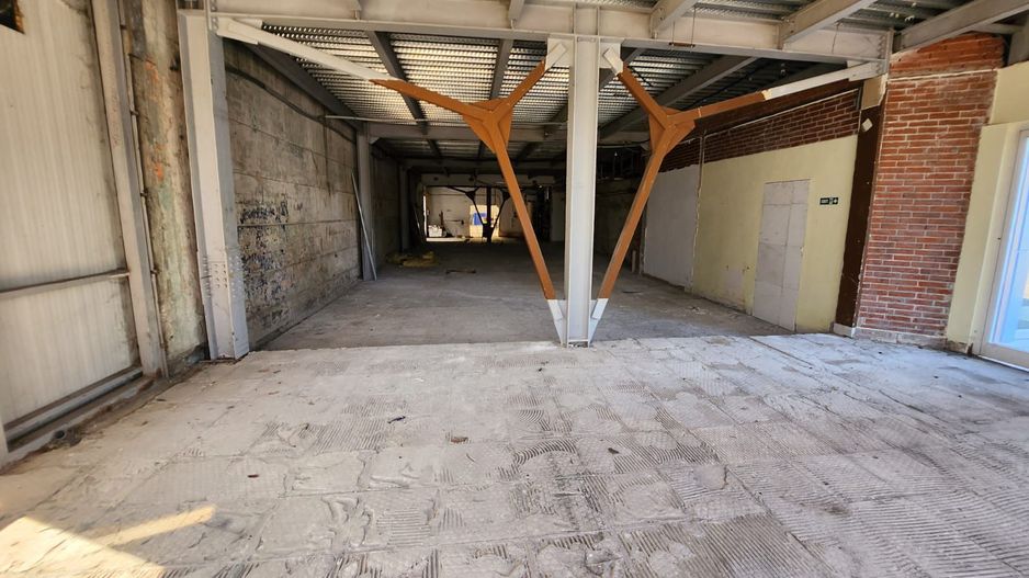 Spatiu industrial  si showroom central de inchiriat - Poză 1