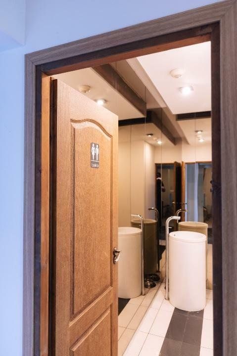 SPAŢIU VERSATIL DE VÂNZARE / ÎNCHIRIERE 211mp. Sect3. - Poză 16