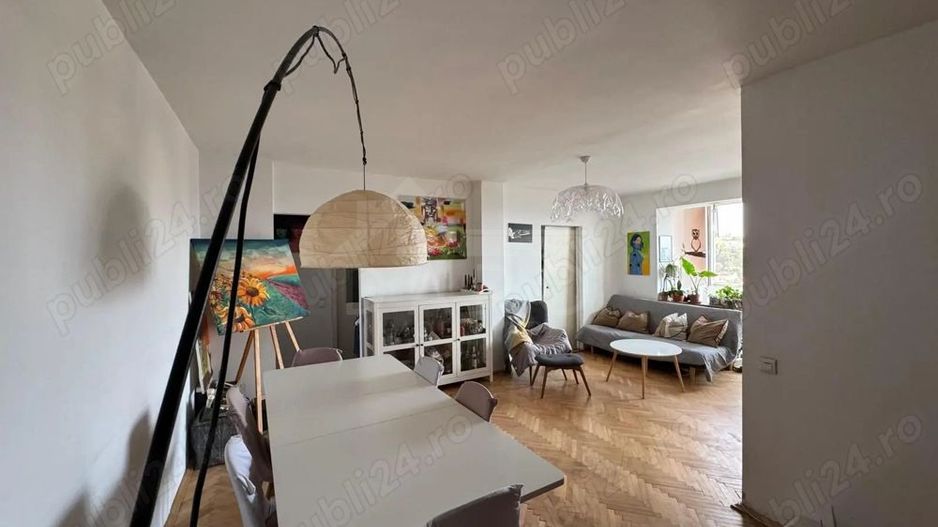 🏡 Apartament 4 camere de vânzare – Central | Vis-a-vis de Poli 2 - Poză 1
