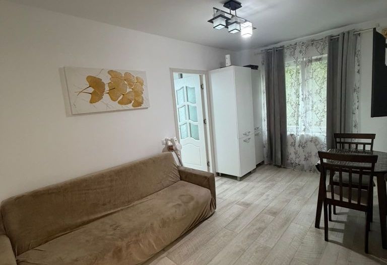 Apartament 2 camere, 33mp, et.1, 75700euro- Tatarasi - Poză 2