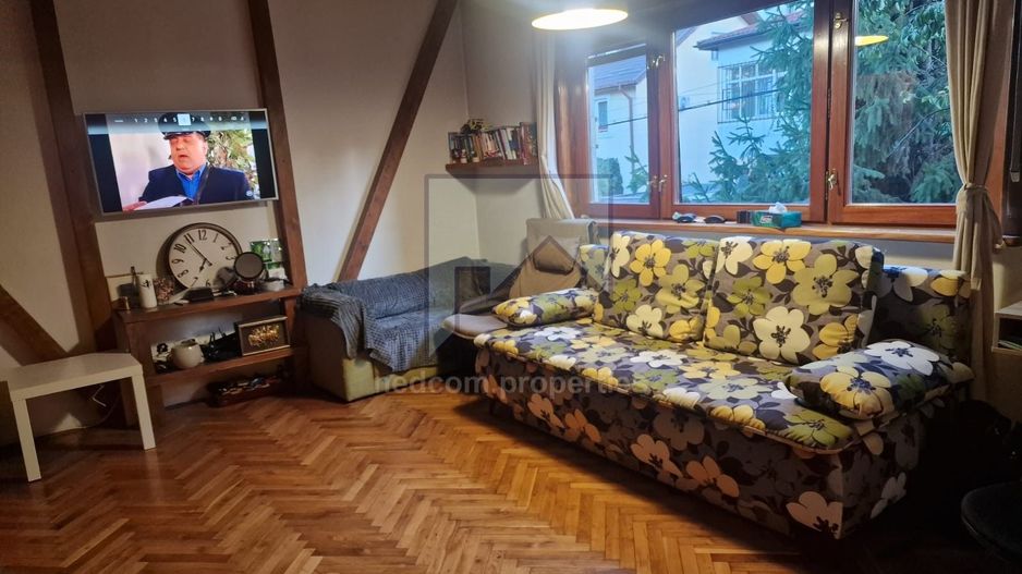 Vanzare apartament 3 camere (E1+M) in Vila (S+P+E1+M) - Teiul Doamnei - Poză 2