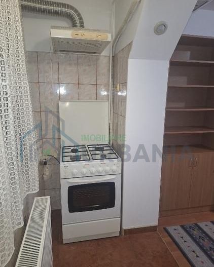 Garsonieră modernă, zona Gării/Central, centrală termică proprie și AC - Poză 3