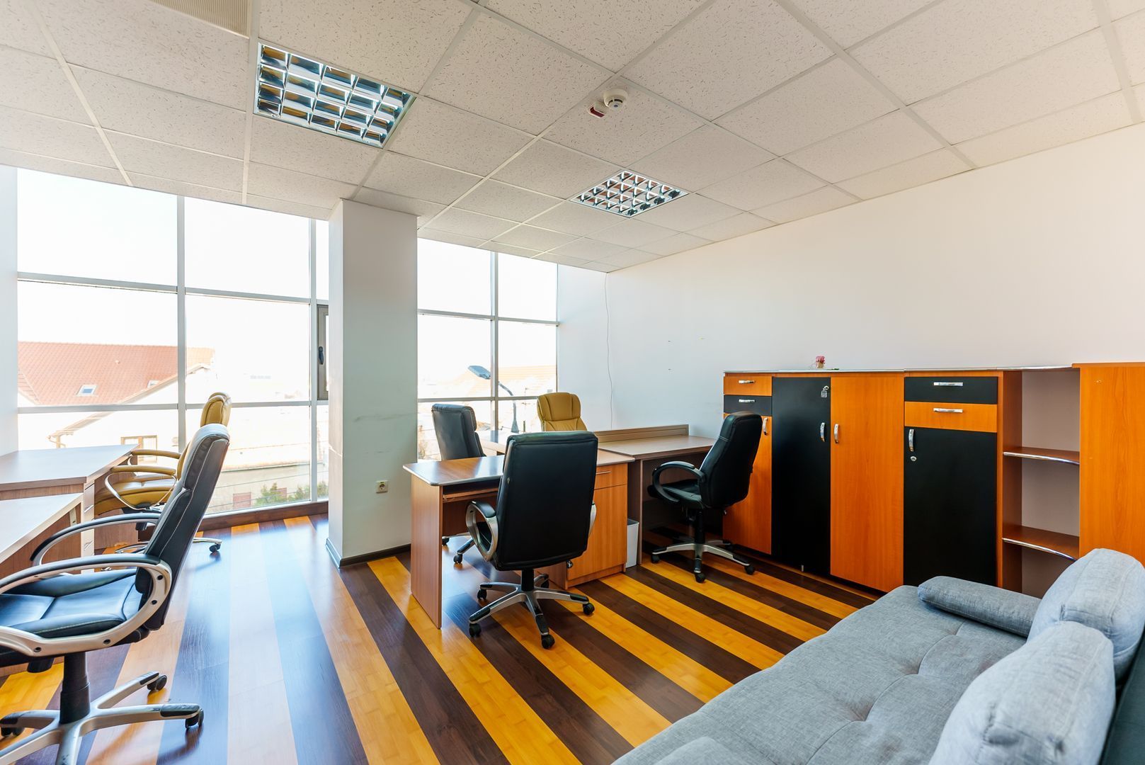 Cladire de birouri de inchiriat – 1032 mp - Poză 10