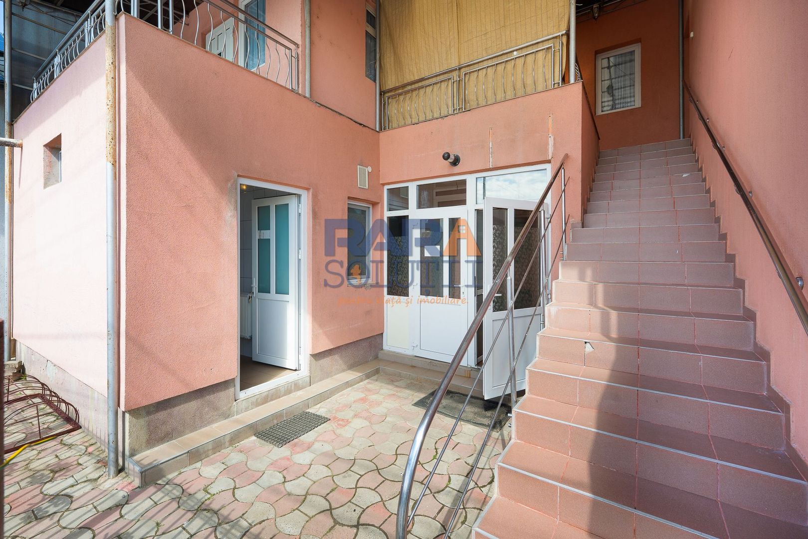 Spațiu de producție cu dotări complete: brutărie, patiserie și magazin - Poză 4