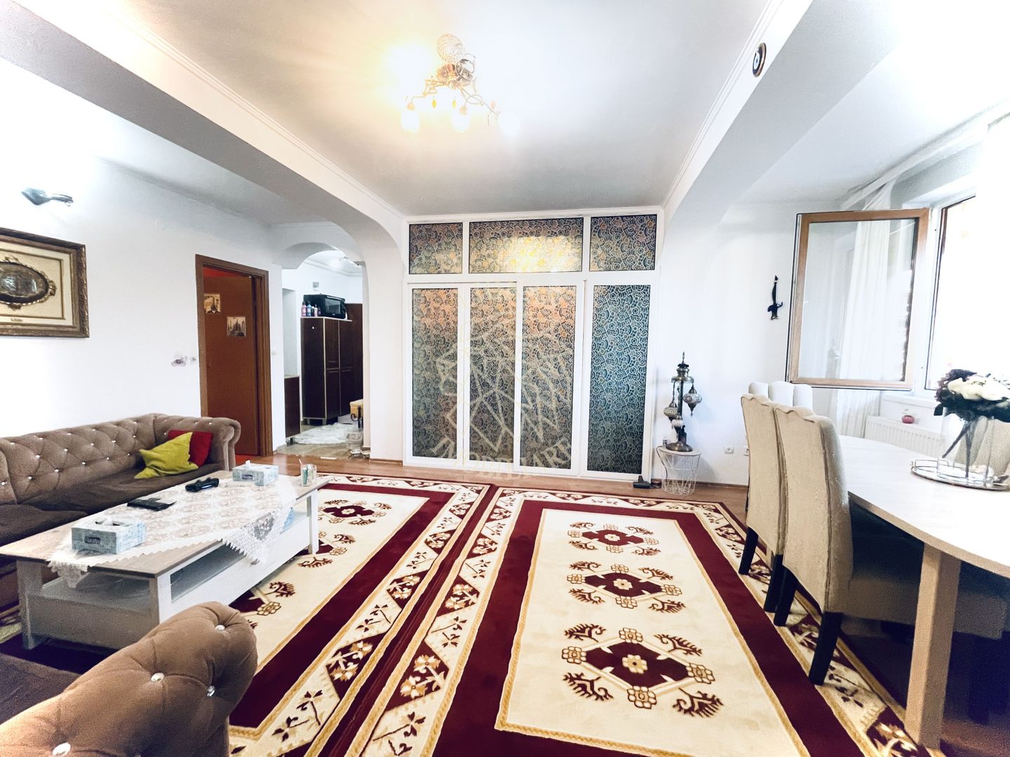Apartament 4 camere,  125 mp total,  2 bai, Etaj 2, Zona Sud- Exclusiv - Poză 1