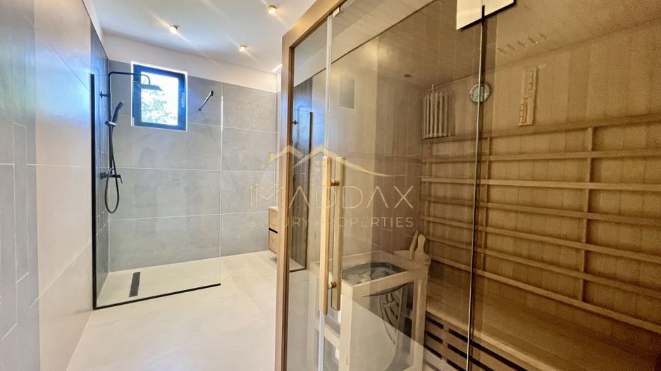 Vilă **6 camere  **451mp // Zona Iancu Nicolae - Poză 55