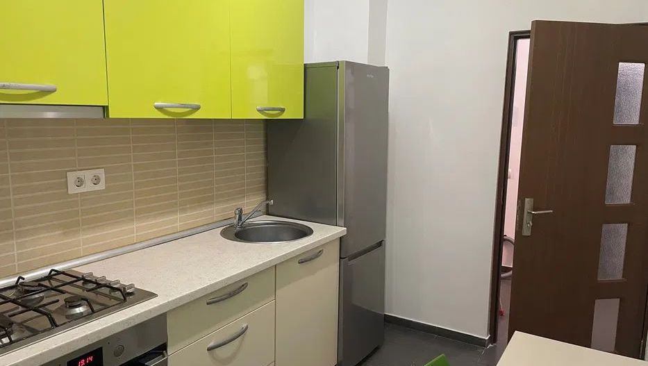 Inchiriere apartament 2 camere Plaza Parc Liniei Militari Lujerului - Poză 3