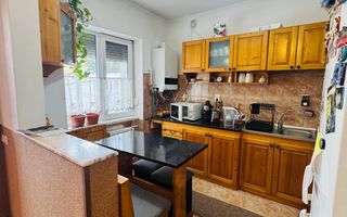 Casa P+E cu teren ULTRACENTRAL - Poză 3