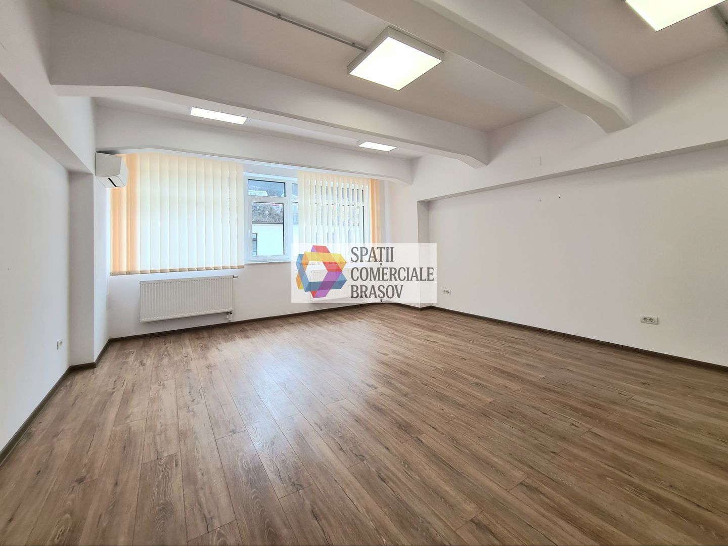 Spatiu birouri de închiriat Brasov - 40 mp # spatii-comerciale-brasov.ro - Poză 2