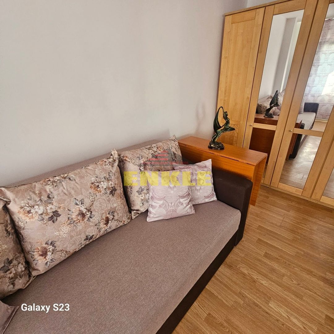 De închiriat garsonieră – zona Liceului Economic - Poză 1