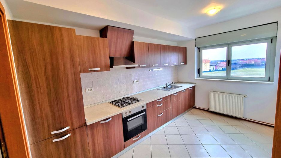 Ansamblul Rezidențial RING. Apartament spațios, zona Torontalului - Poză 1