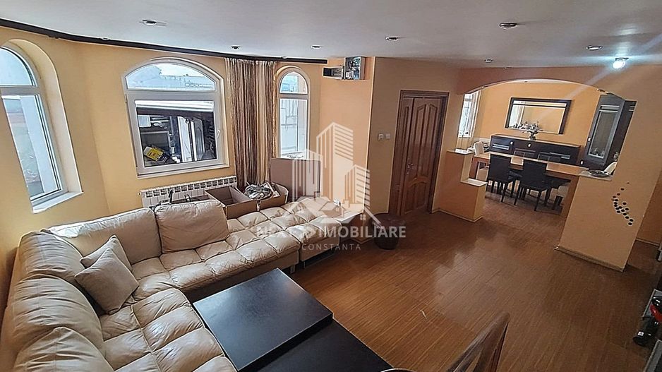 Casa BCA, 2005, P+M, 6 camere, nemobilata, vedere lac - Poză 3