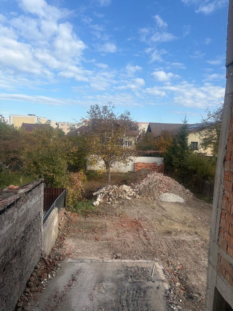 Super Oferta,Teren intre case! - Poză 1