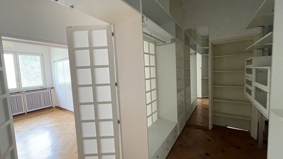 Apartament cu 4 camere de vânzare în zona Primaverii - Poză 7