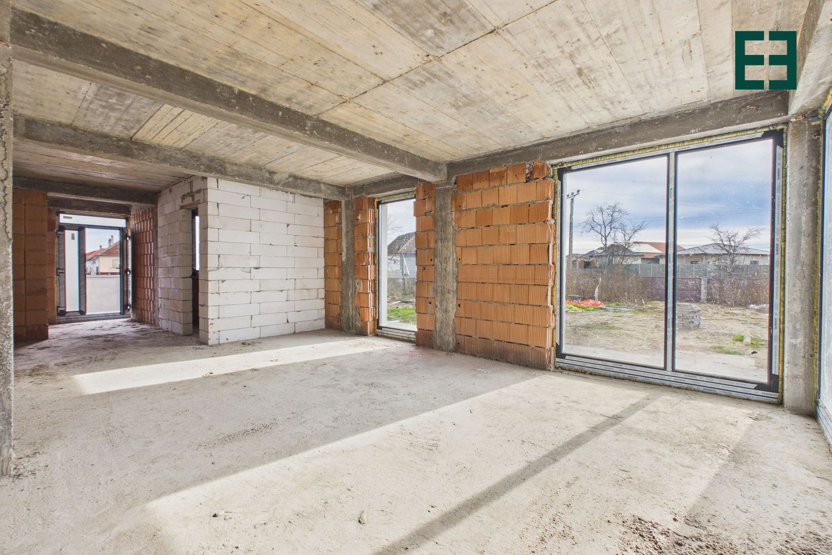 Casă nouă cu 4 camere și teren de 445 mp  - Vladimirescu - Arad - Poză 4