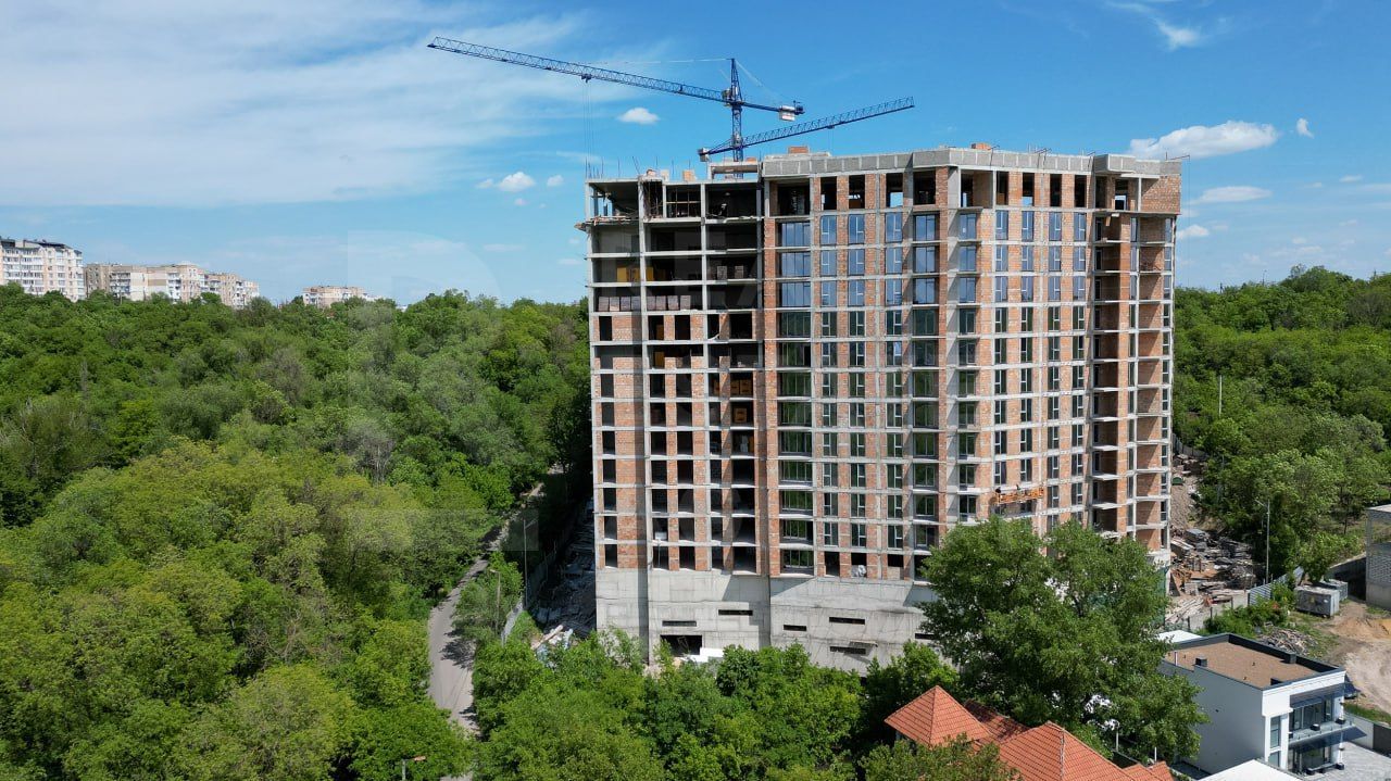 Vânzare, apartament, 3 camere, terasă, strada Grenoble, Botanica - Poză 1