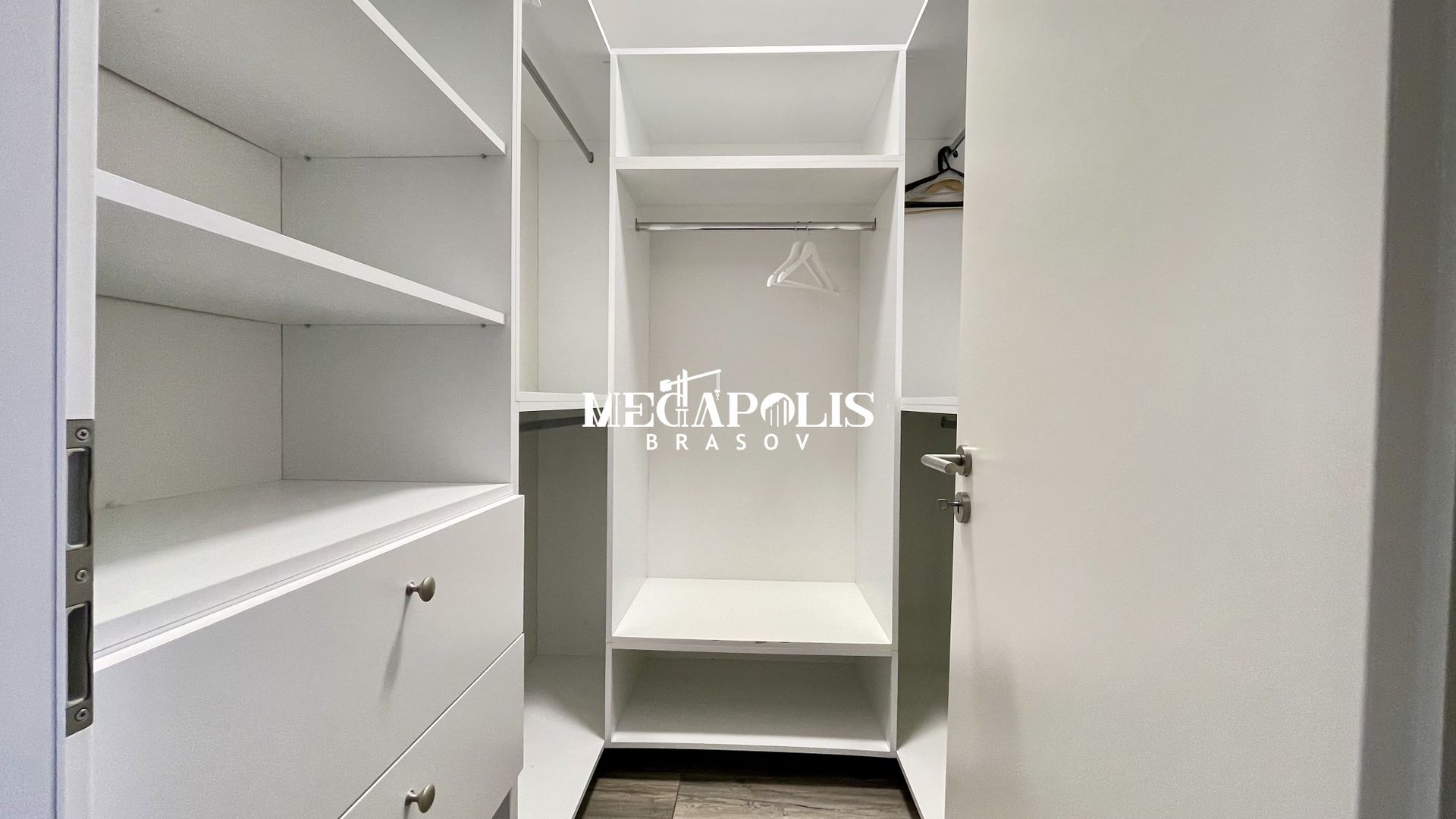 Prnthouse 3 camere | Scară interioară  | 2 balcoane - Poză 11