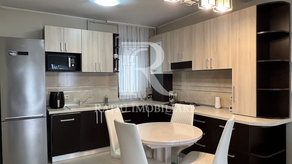 Apartament cu 2 camere | Ascensor | Loc de parcare | Cantemir | Oradea - Poză 4