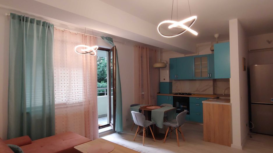 Inchiriez apartament nou 3 camere + 2 băi, lângă parcul Titănel - Poză 1