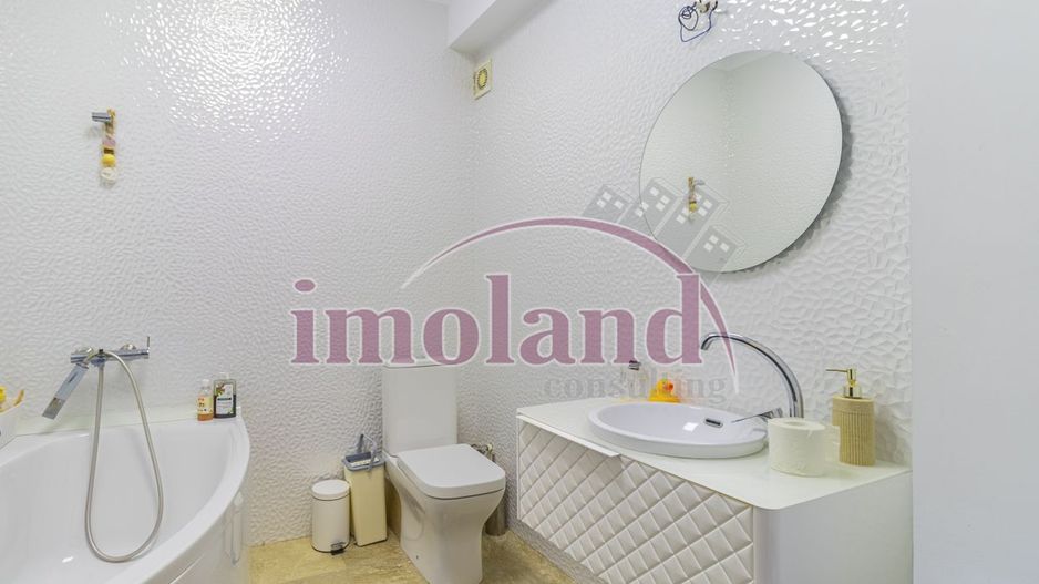 Vila cu piscina si garaj - 6 dormitoare - Pantelimon - Poză 33