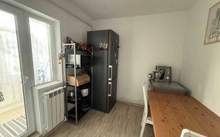 Apartament 3 camere decomandat, zona Nicolina, str. Orientului - Poză 2