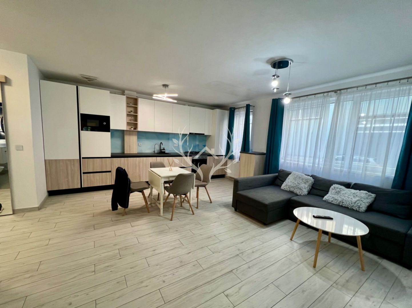 Apartament cu 3 camere + parcare in zona Vivo - BMW, Floresti - Poză 1