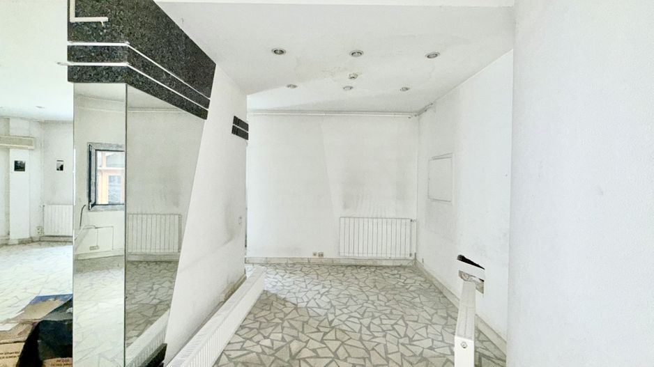 Spațiu București, zona Universitate, pretabil comercial/birouri - Poză 5