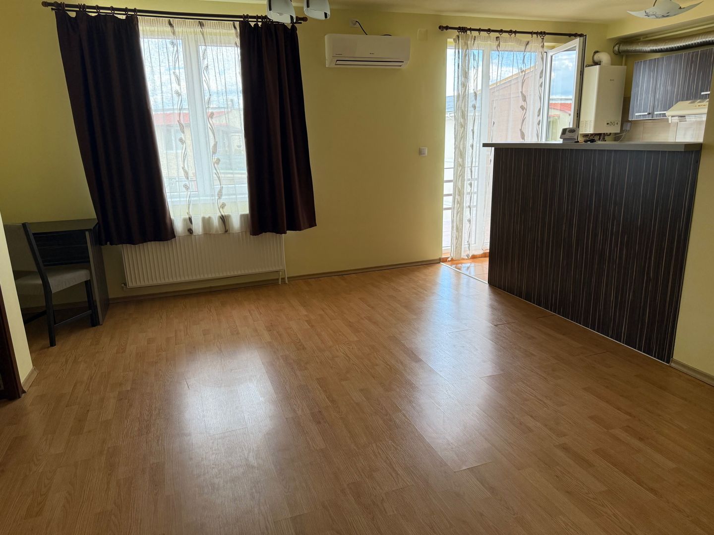 Apartament 2 cam si terasa uriasa Giroc Timis - Poză 6