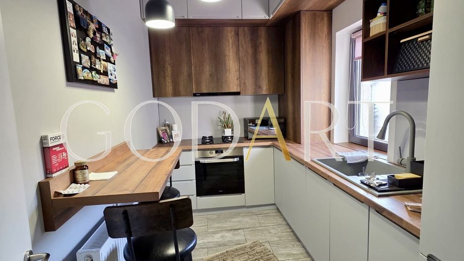 Vila individuala | 2 locuri de parcare | Curte | Mobilata | Utilata - Poză 3