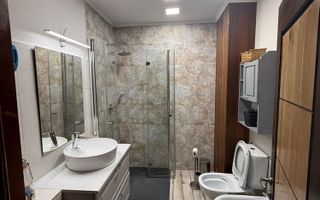 Apartament 3 camere 77mp Etaj 1 balcon 8 mp Bulevardul Mihai Viteazu - Poză 3