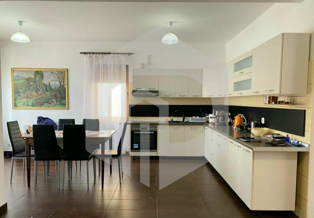 Casa individuala- 4 camere+garaj+pivnita+pod. -Langa Mall - Poză 2