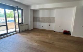 Apartament 4 Baneasa Ansamblul Rezidential Privighetorilor parcare - Poză 1
