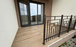 Curte proprie. Loc de parcare. Strada asfaltata - Poză 5