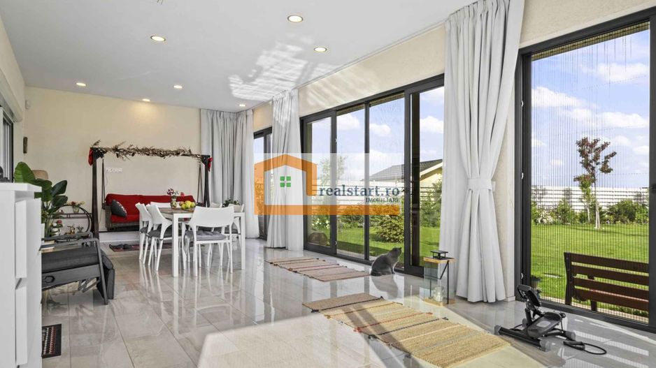 Langa Padure, Vila P+Pod , 1500mp teren,  terasa 40mp,  complex securizat - Poză 35